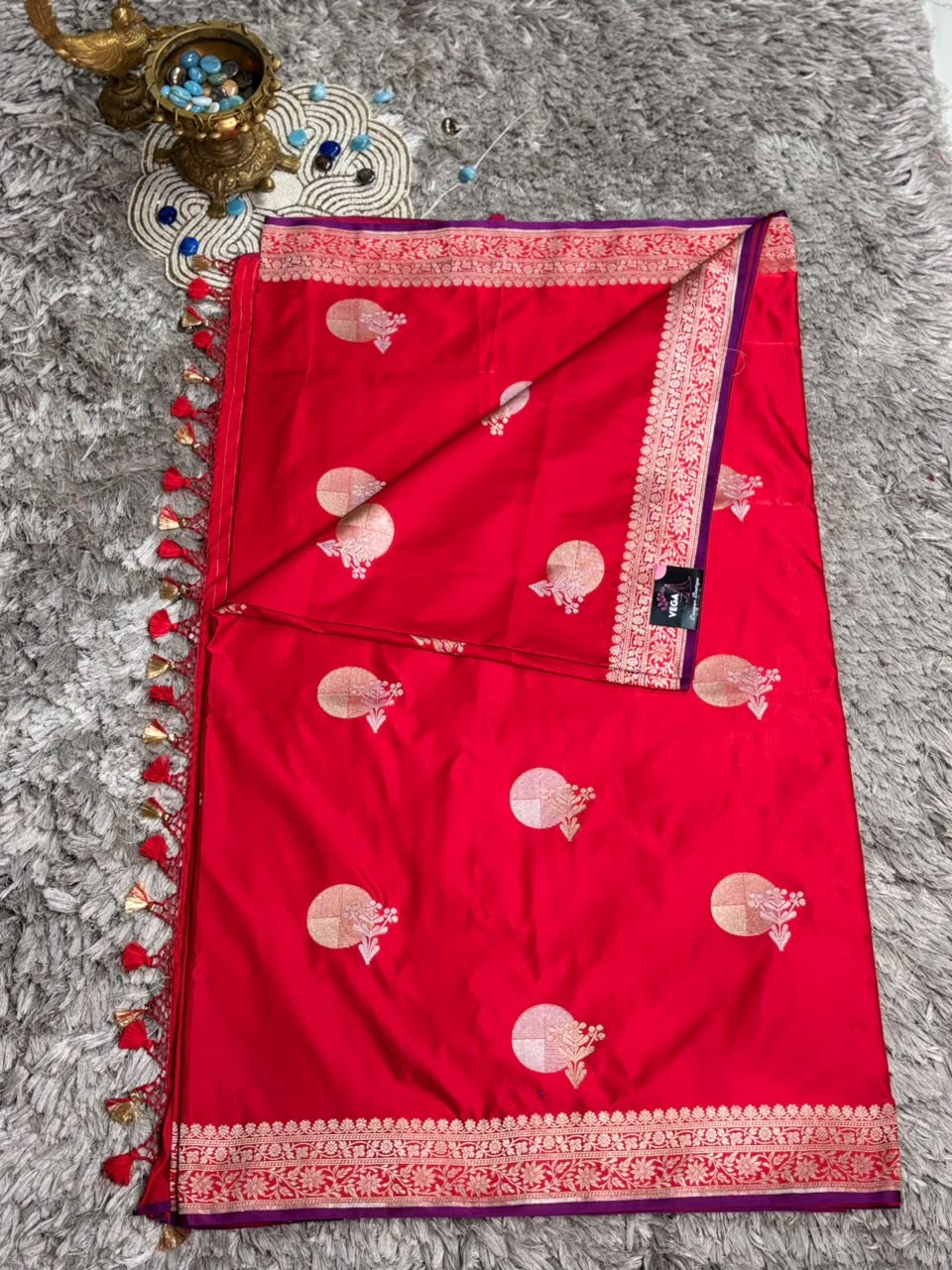 Red Pure Katan Silk Red Color Banarasi Saree