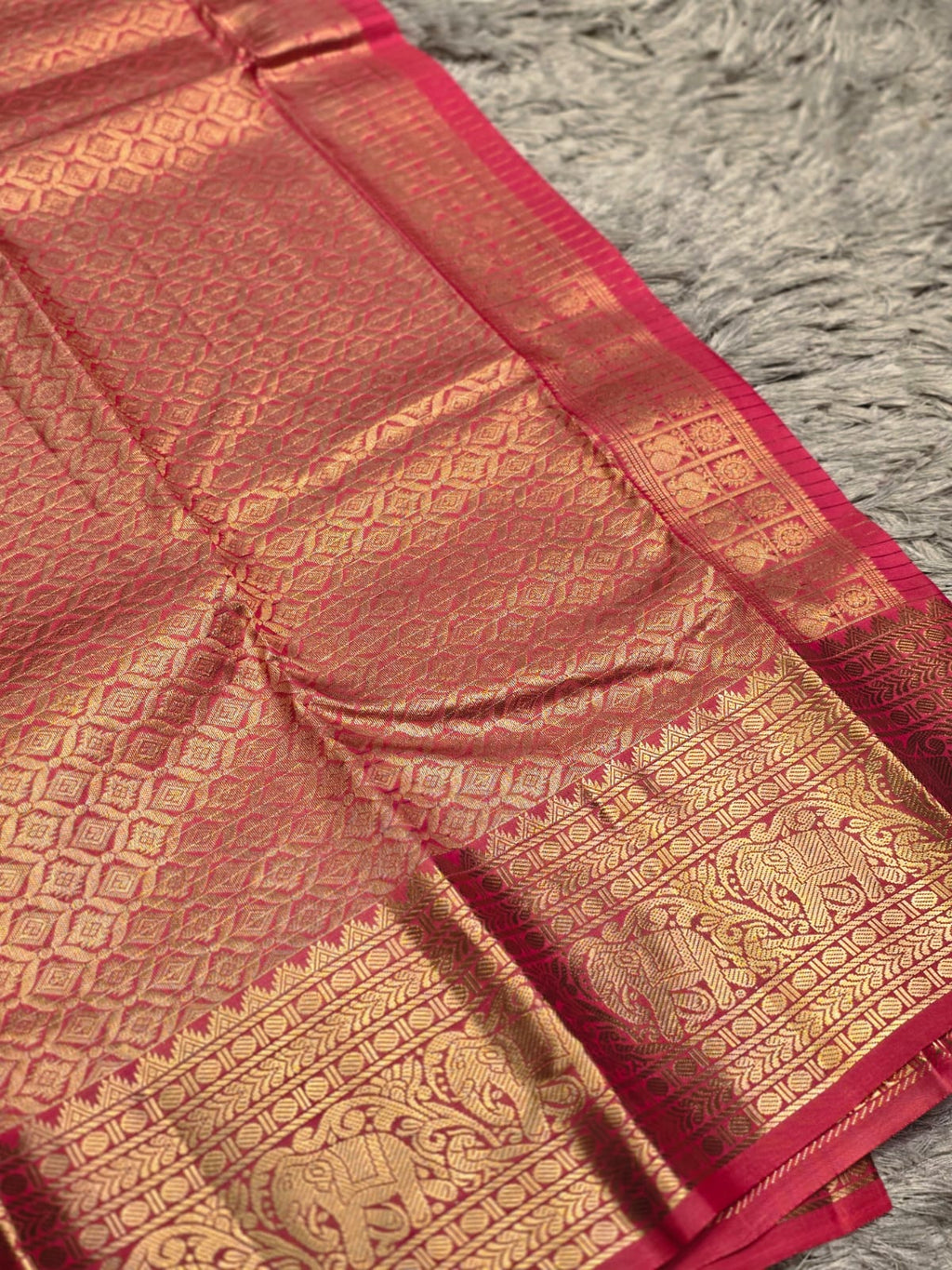 Pure Kanchi Pattu Silk Saree with Fine Zari Checks & Mayil Motifs