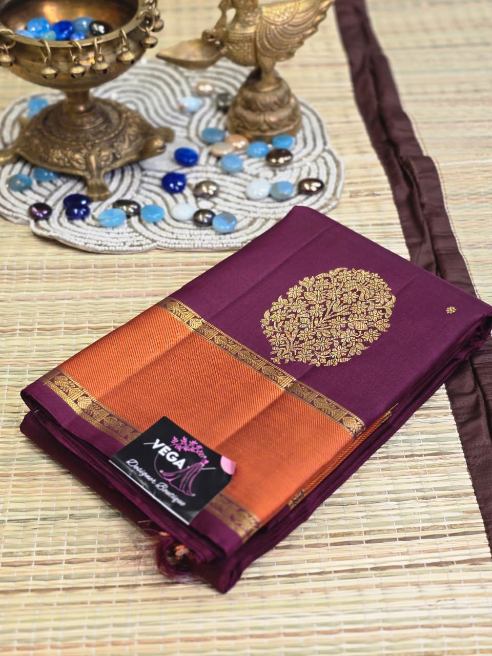 Pure Kanchi Pattu Silk Saree with Tree of Life Motif & Contrast Zari Border