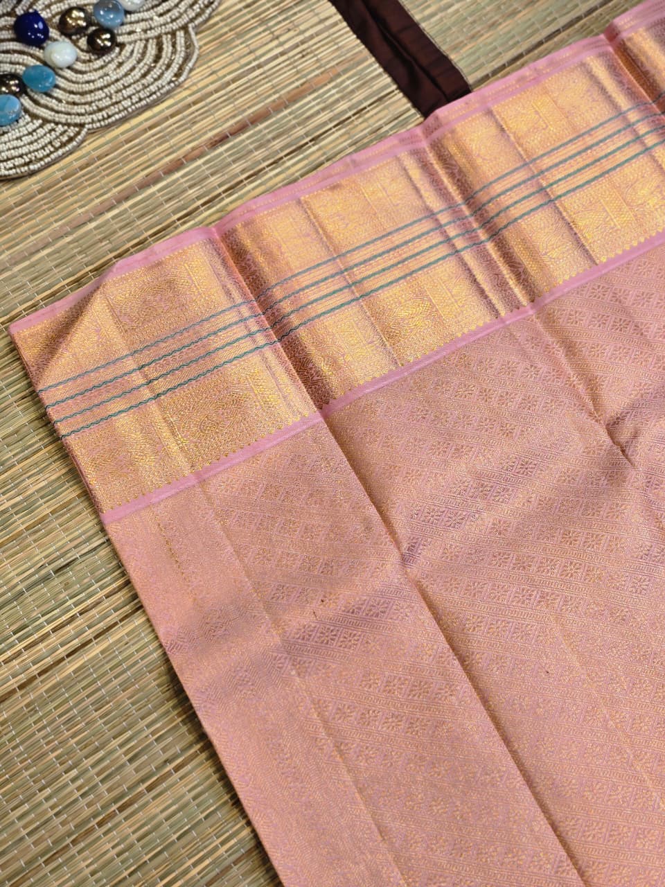 Pure Kanchi Pattu Silk Saree with Floral Centerpiece & Pastel Contrast Border