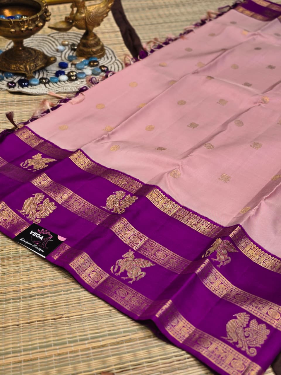 Pure Kanchi Pattu Silk Saree with Mayil Motifs &amp; Contrast Brocade Border