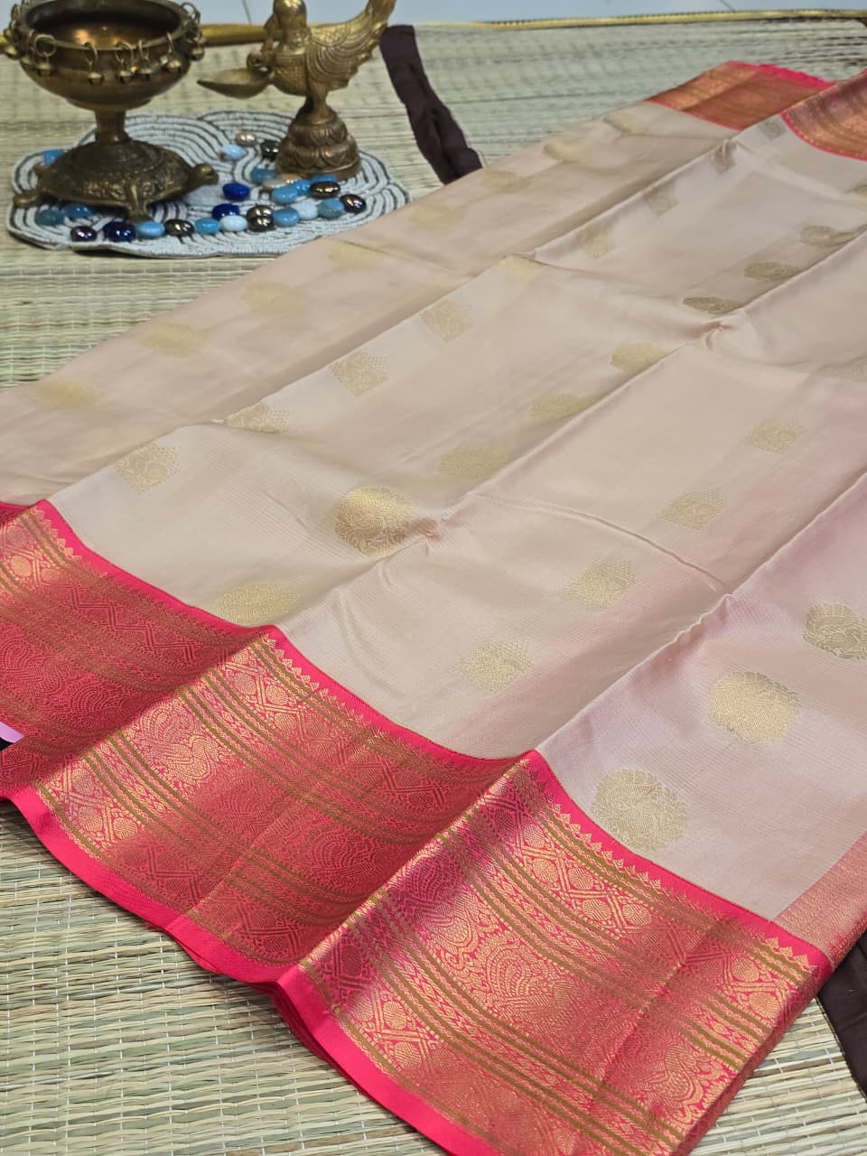 Pure Kanchi Pattu Silk Saree with Floral Medallions &amp; Contrast Zari Border