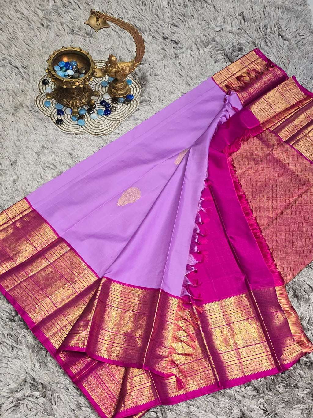 Pure Kanchi Pattu Silk Saree with Zari Paisley Motifs
