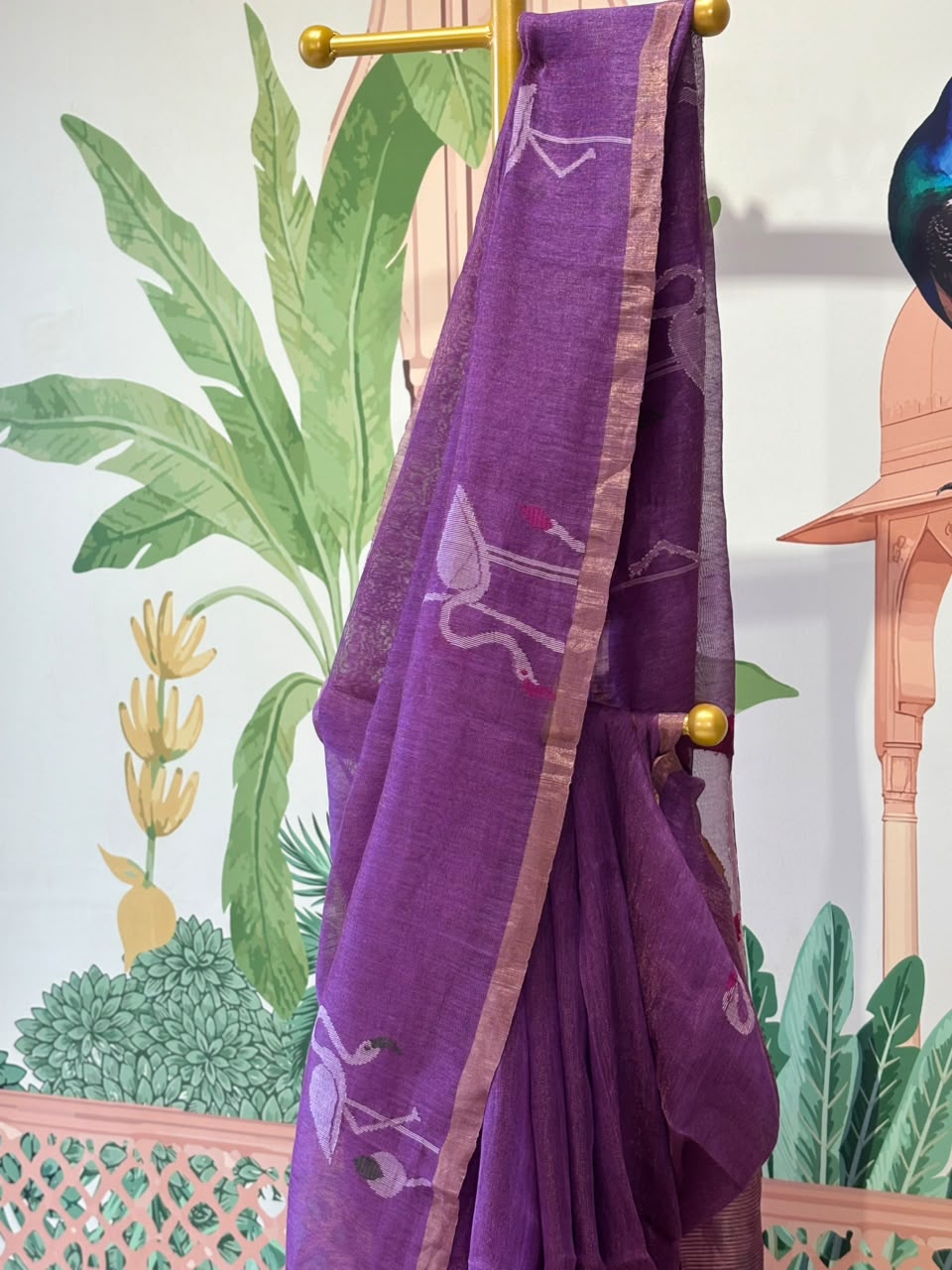 Pure Linen Jamdani Silk Saree with Handwoven Fauna & Lotus Motifs