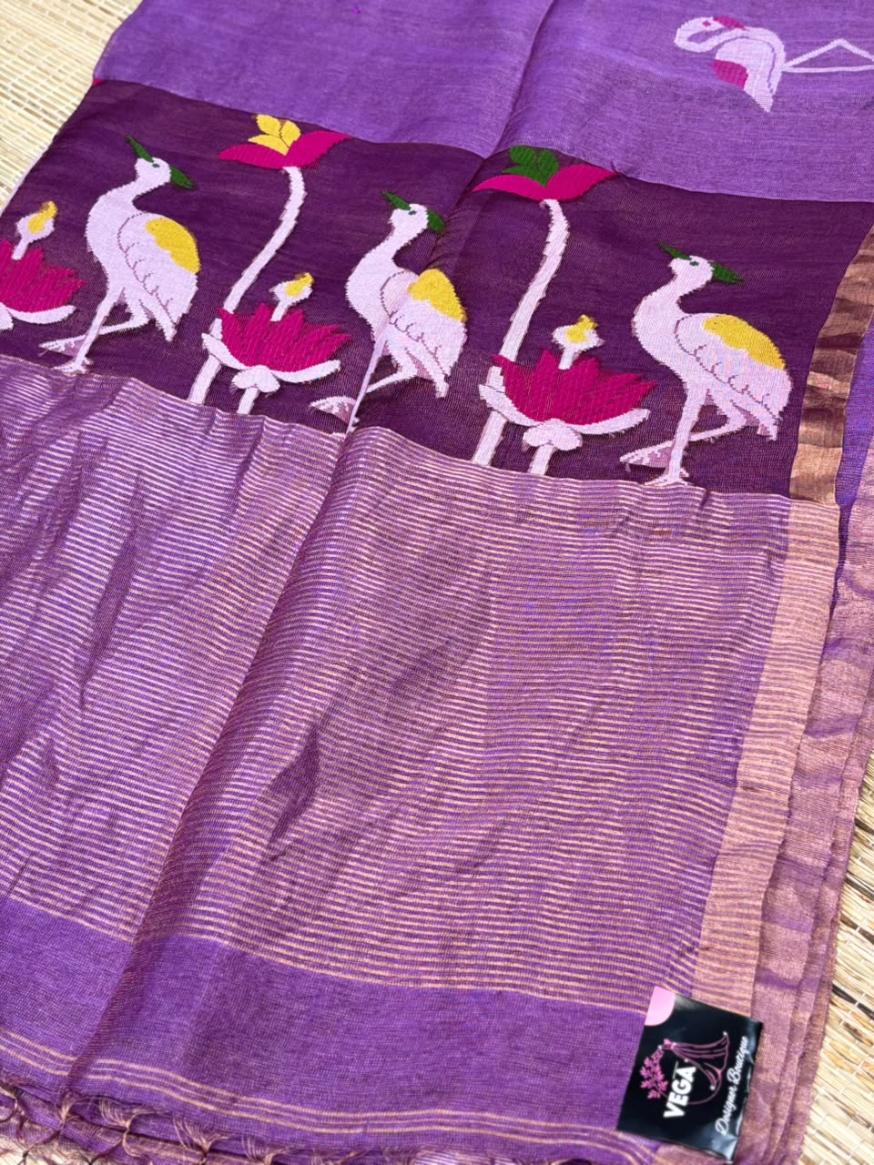 Pure Linen Jamdani Silk Saree with Handwoven Fauna & Lotus Motifs