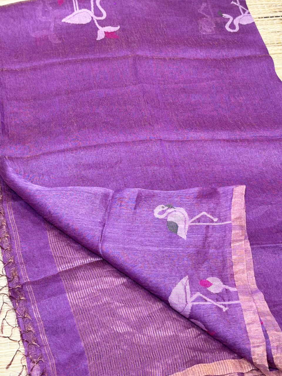 Pure Linen Jamdani Silk Saree with Handwoven Fauna & Lotus Motifs
