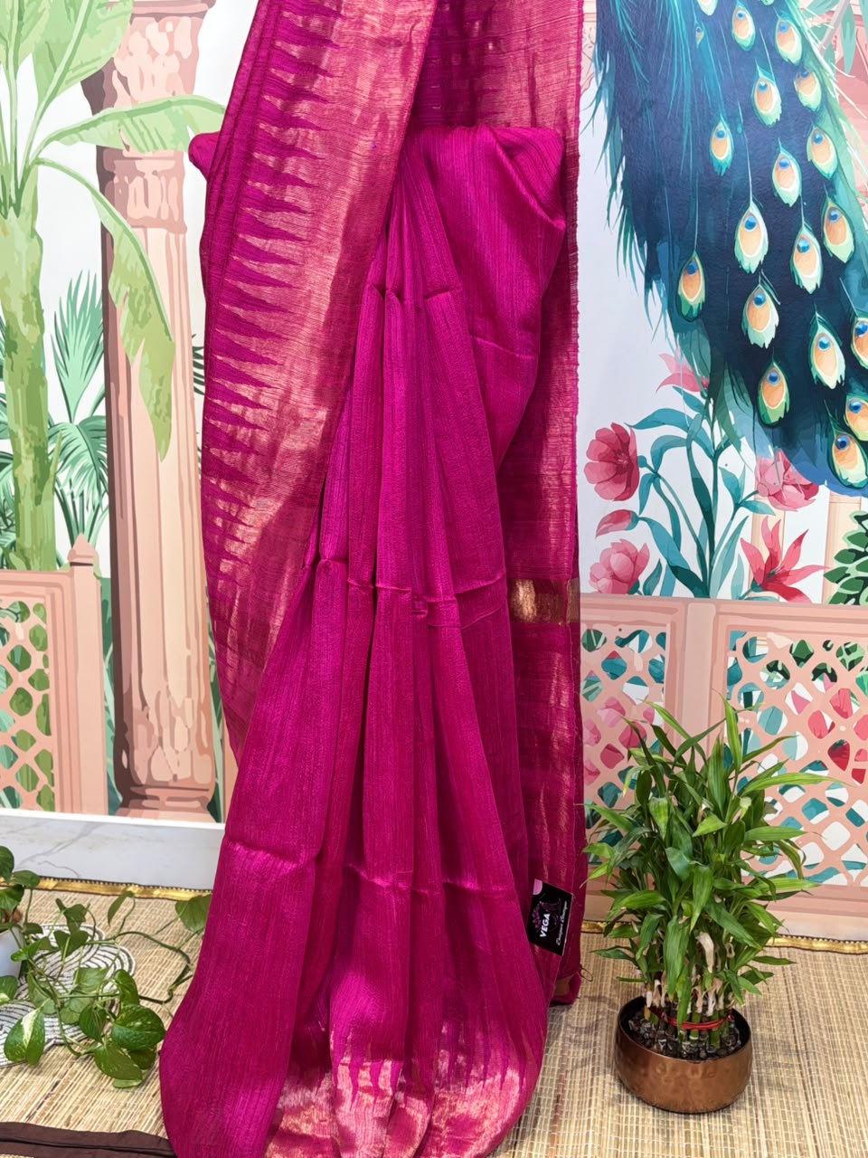 Pure Tissue Linen Matka Silk Saree with Geometric Triangle Weave &amp; Temple Motifs