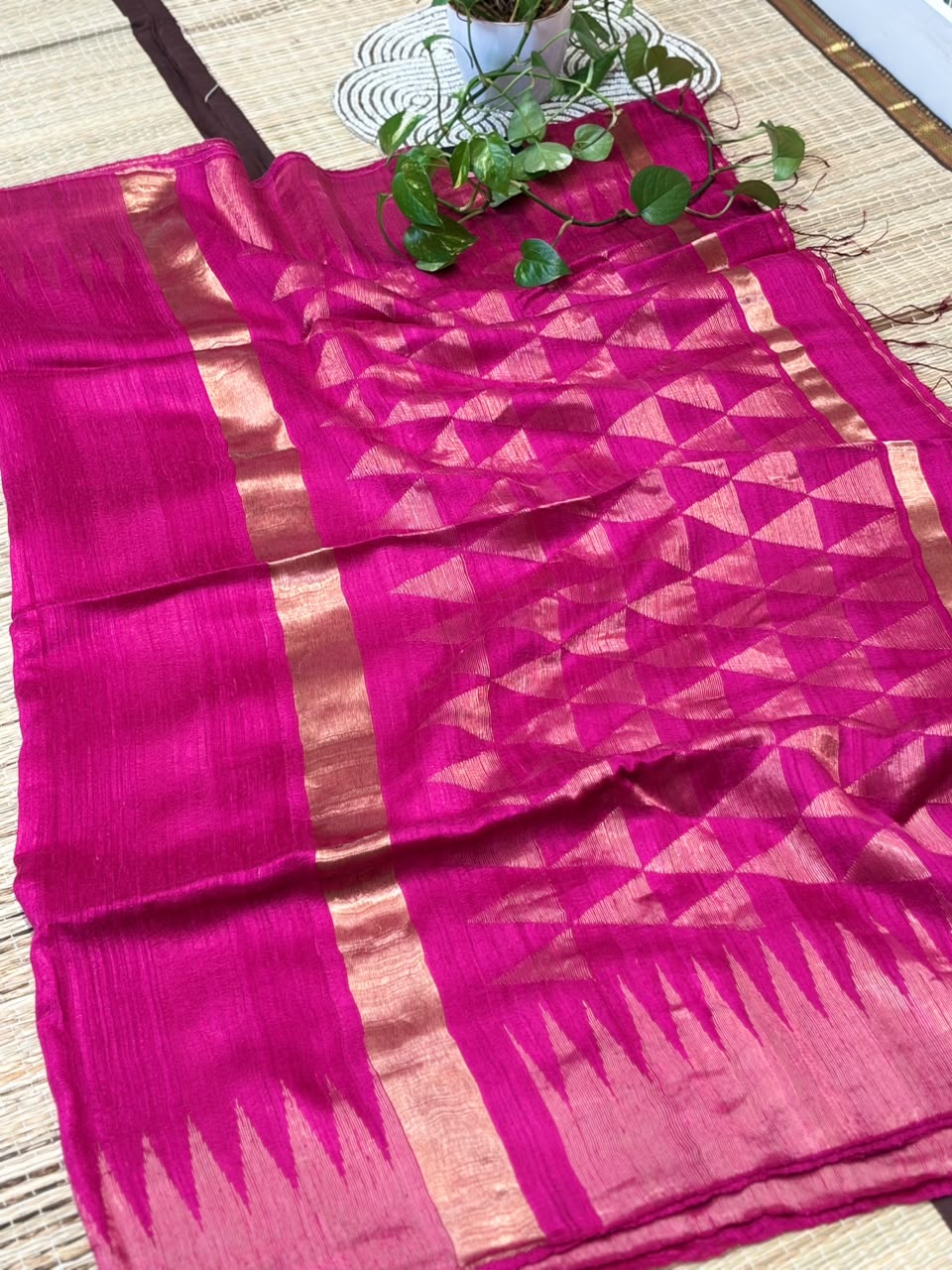 Pure Tissue Linen Matka Silk Saree with Geometric Triangle Weave &amp; Temple Motifs