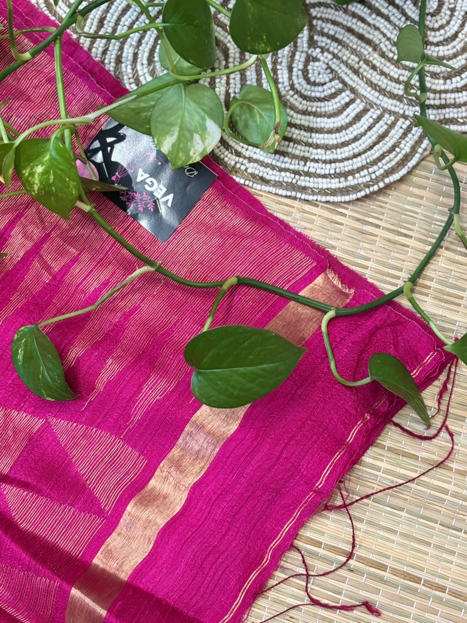 Pure Tissue Linen Matka Silk Saree with Geometric Triangle Weave &amp; Temple Motifs