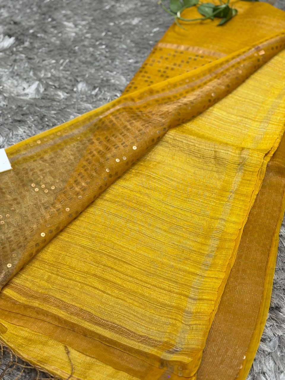 Pure Tissue Linen Matka Silk Saree with Chip Weave Pattern