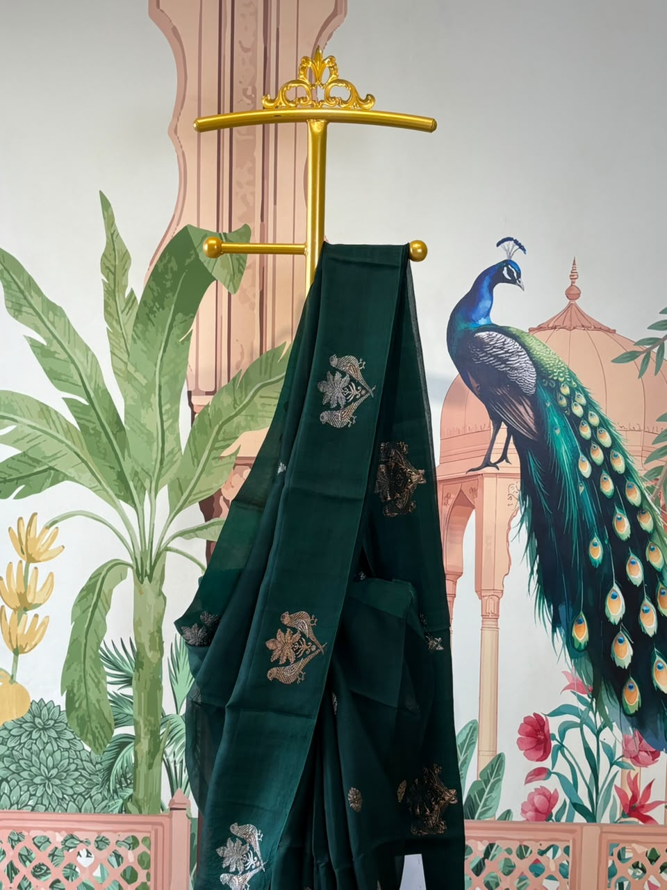 Pure Tissue Kora Organza Silk Saree with Woven Bird &amp; Chevron Zari Borders