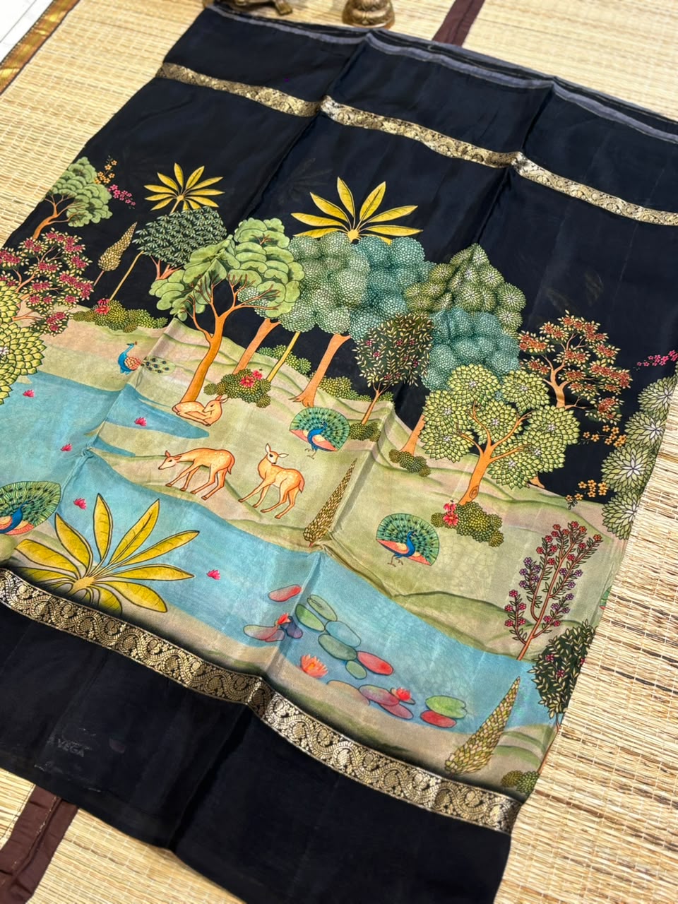 Pure Crepe Silk Saree with Digital Floral &amp; Wildlife Landscape Print &amp; Zari Border