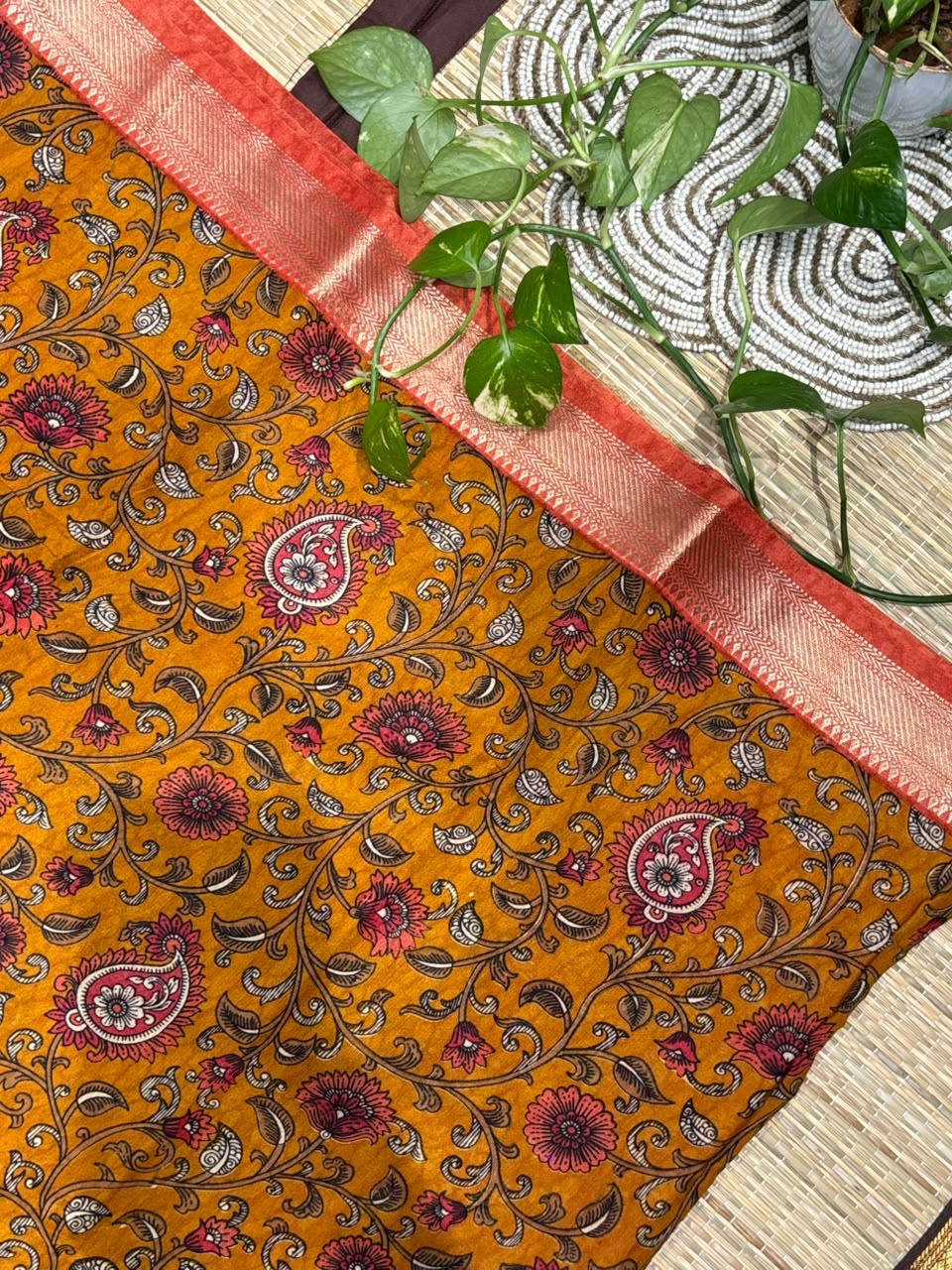 Dola Silk Saree with All-Over Kalamkari Floral &amp; Paisley Print &amp; Zari Border