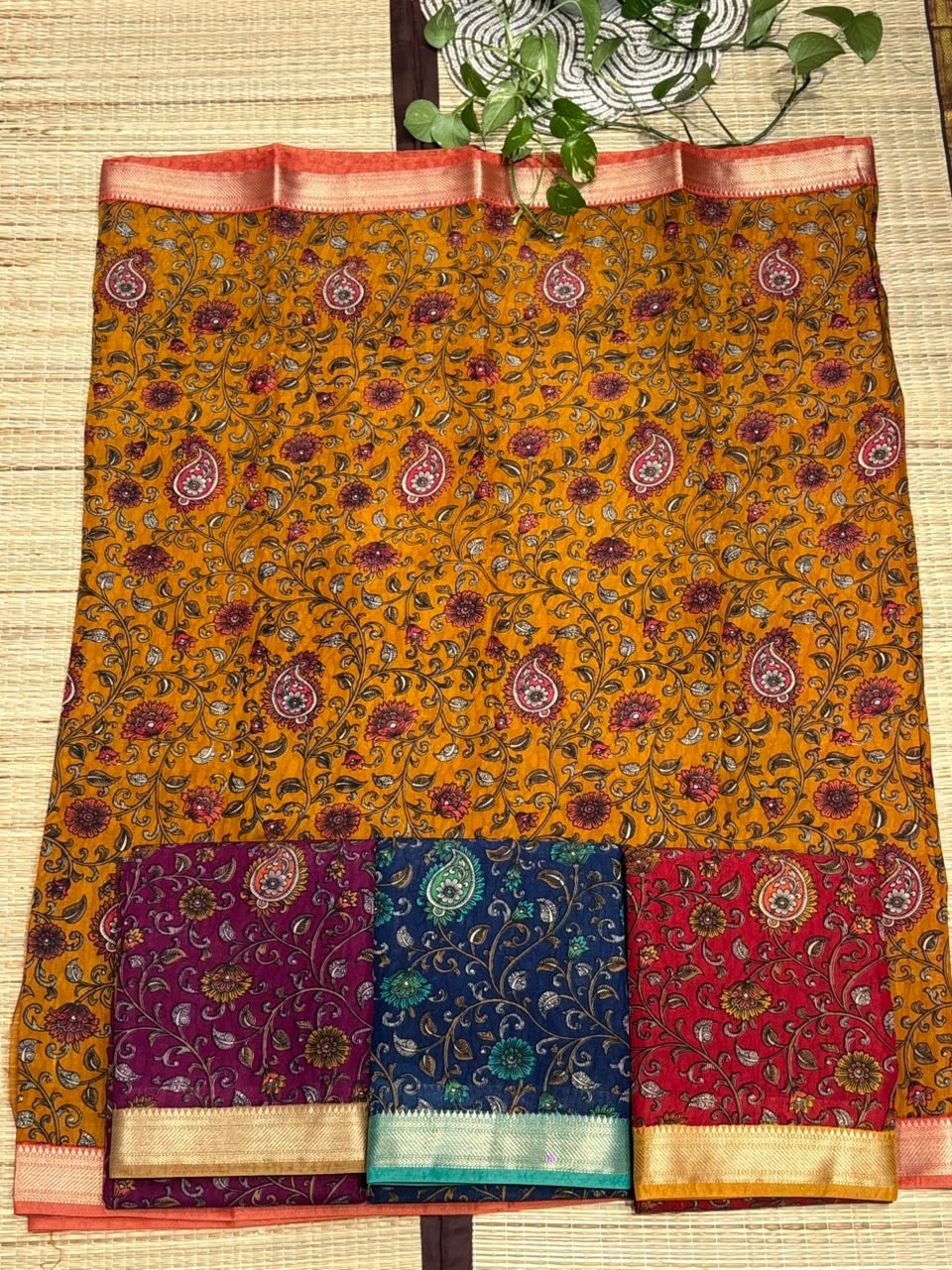 Dola Silk Saree with All-Over Kalamkari Floral &amp; Paisley Print &amp; Zari Border